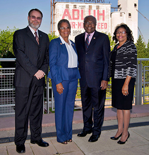 Dr. Tom Chandler, Dr. Donna Christensen, Congressman Clyburn, and Dr. Saundra Glover