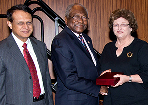 Dr. Khan, Dr. Richter, and Congressman Clyburn